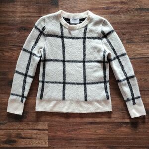 Old Navy Women's Windowpane Plaid Crewneck Long Sleeve Pullover Sweater Small S